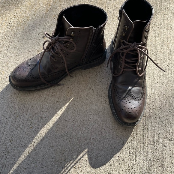 Public opinion men’s winter boots, US size 9 - Picture 4 of 4